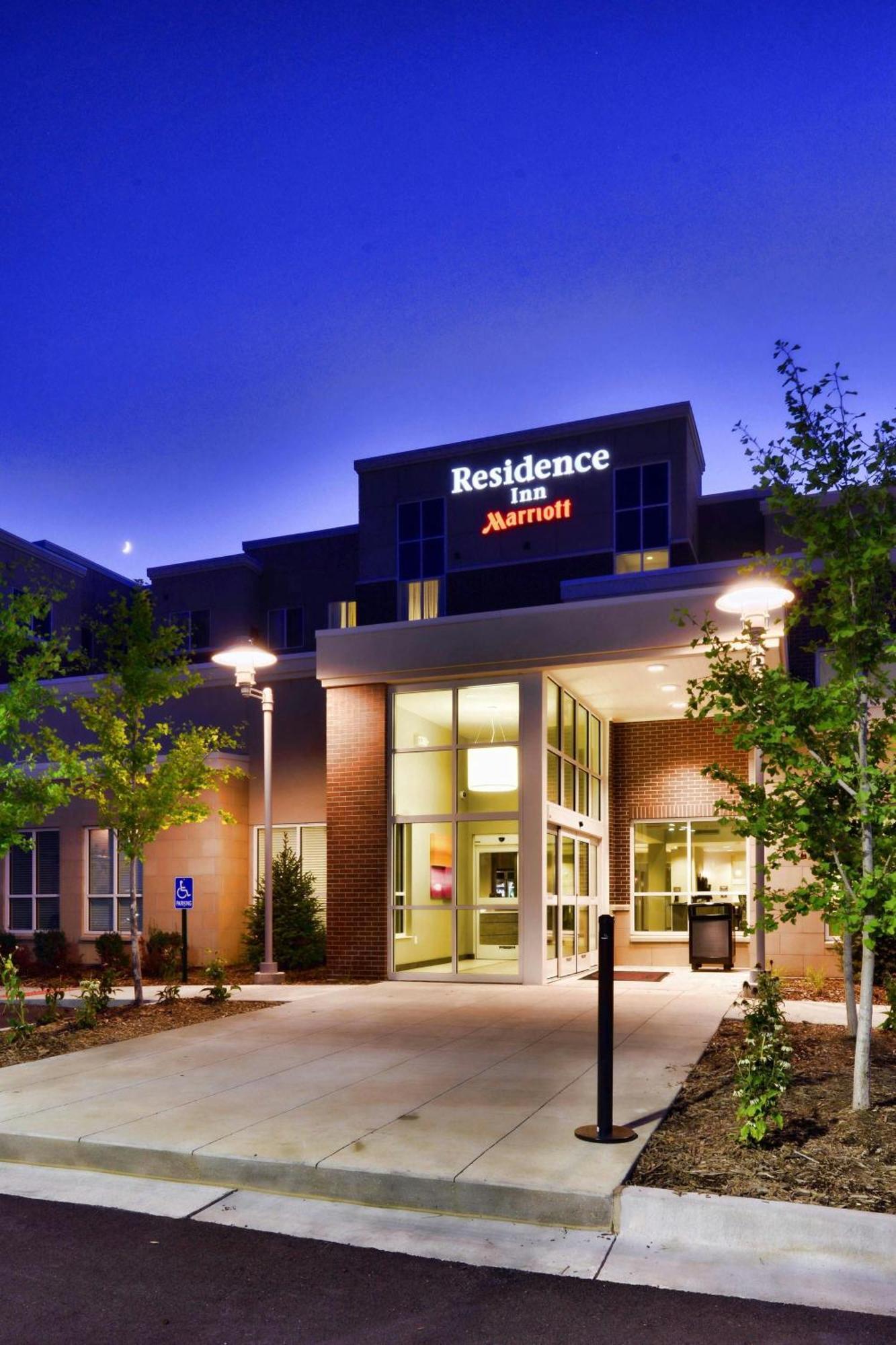 Residence Inn By Marriott Omaha Aksarben Village Екстер'єр фото